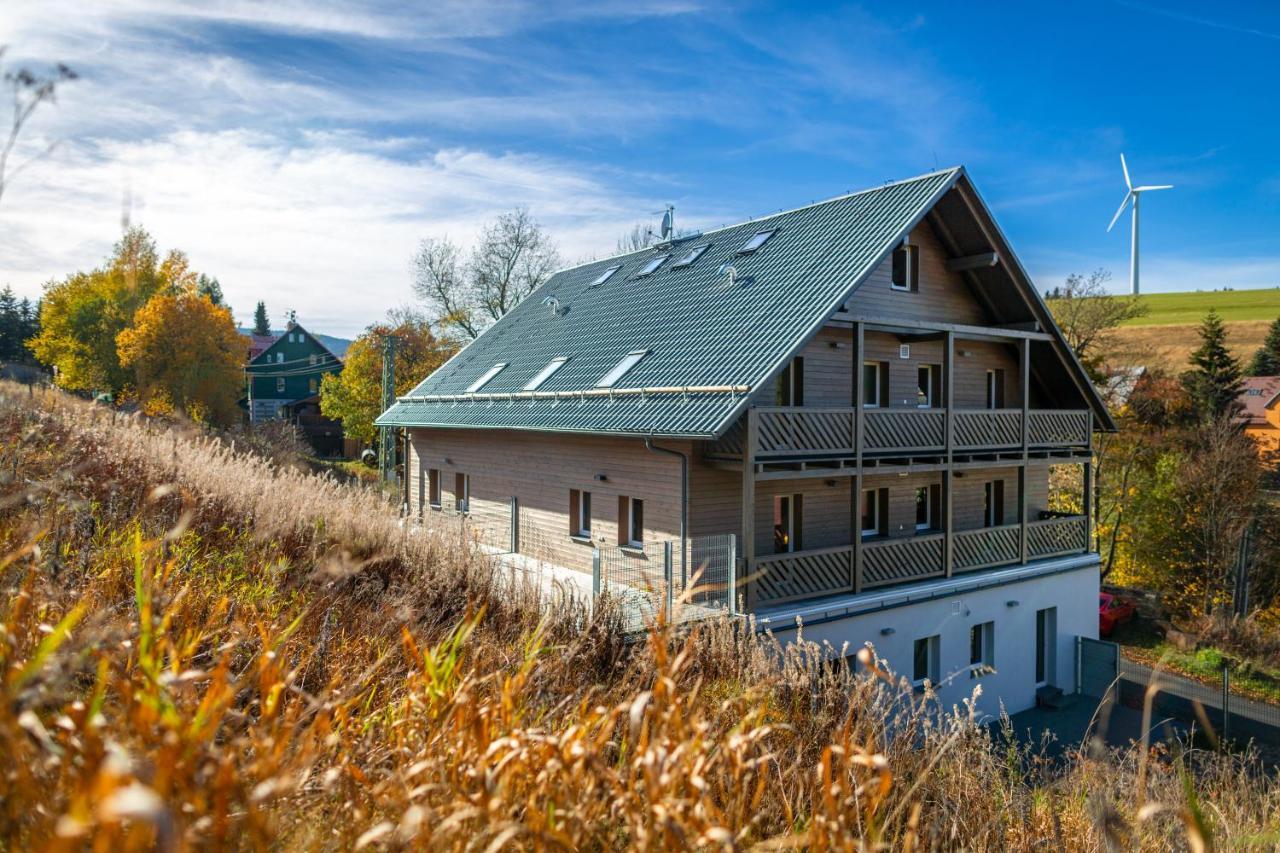 Apartamento Krusnohorske Strane Loučná pod Klínovcem Exterior foto